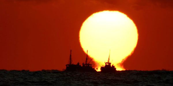 だるま朝日・だるま夕日